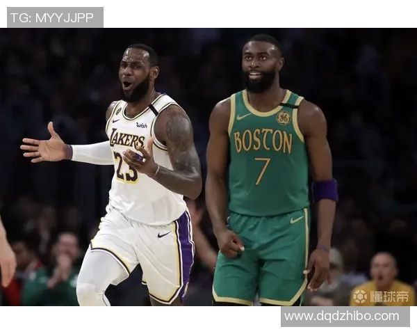 杰伦布朗三双表现精彩27投9中斩获27分10篮板12助攻三分球命中率40